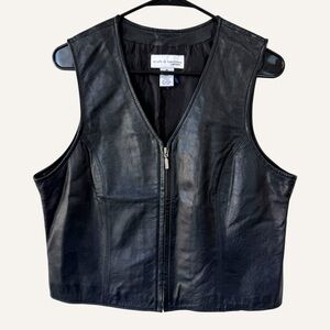 Croft & Barrow Black Lambskin Zip Vest Size M‎